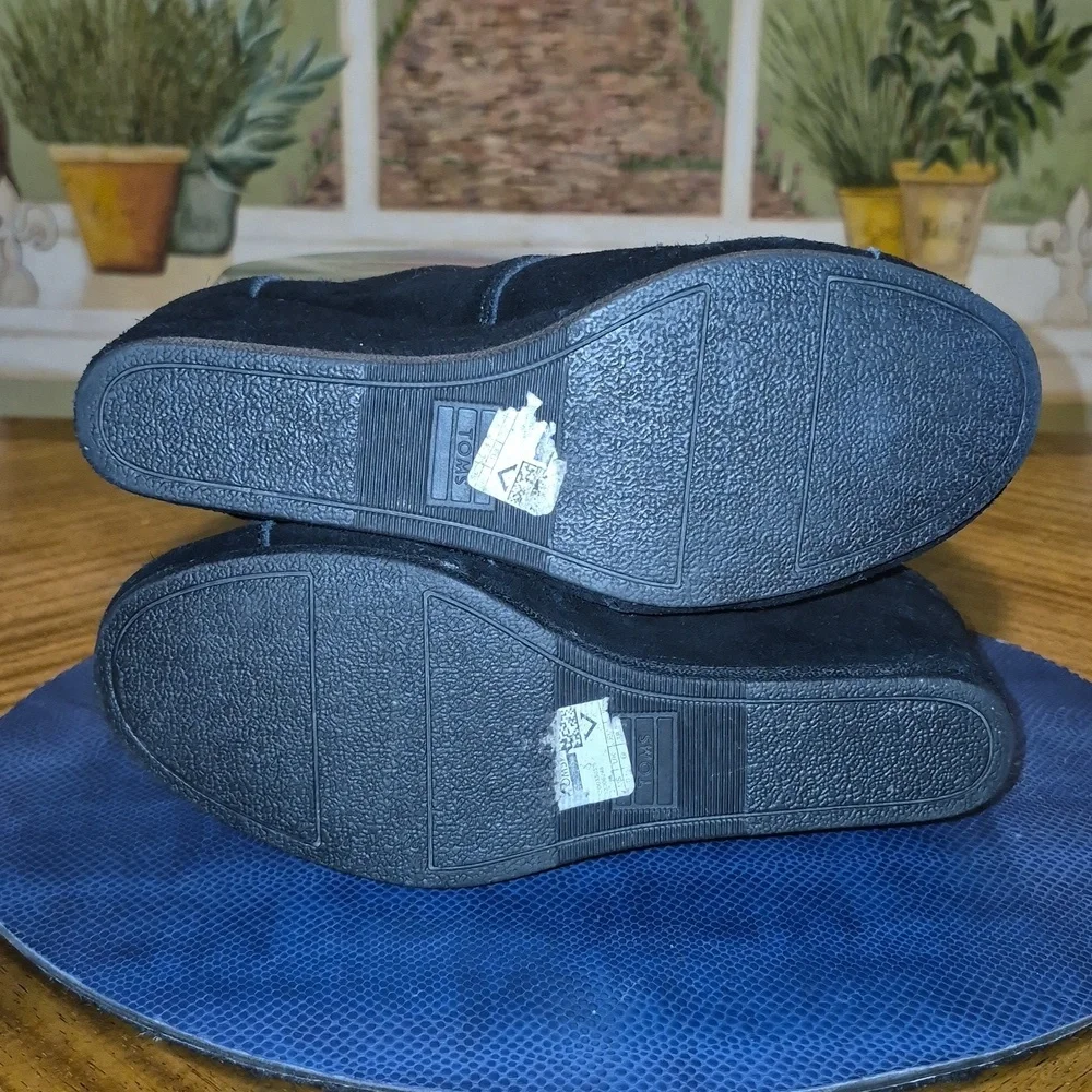 TOMS Women's Black Suede Desert Wedges sz.8 Womens.(#1872S)